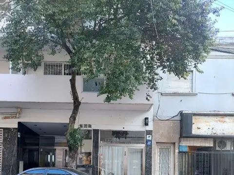 Sarmiento 1400
