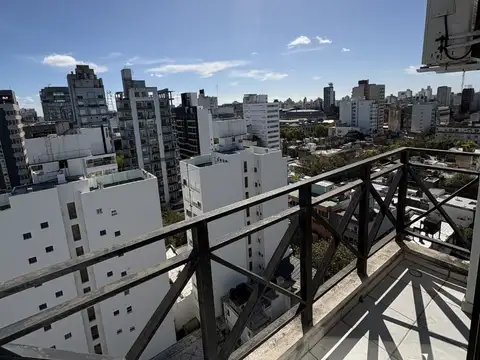 Departamento en Alquiler en Plaza Moreno, $ 650.000