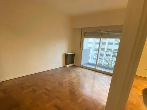 Oficina 4 ambientes con 2 baños