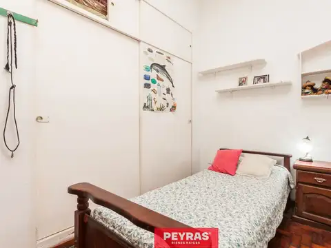 Casa con Patio, Quincho y Cochera