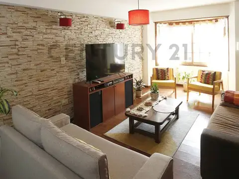 Casa 4 ambientes con 3 baños