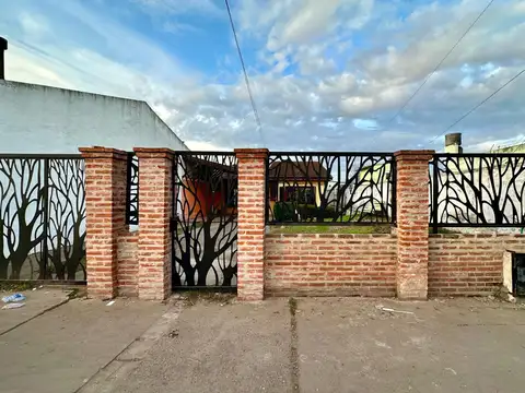 CASA 3 AMBIENTES EN ALQUILER EN MONTE GRANDE