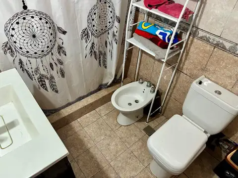 CASA 3 AMBIENTES EN ALQUILER EN MONTE GRANDE