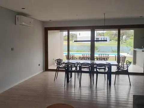 Casa de categoria amoblada en el Country Valle del Golf