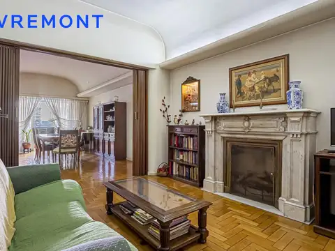 Av. Belgrano al 1200 / Monserrat / Departamento 4 Ambientes con Dependencia / Venta