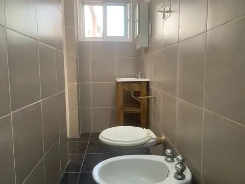 Depto Tipo Casa en Venta 56 años