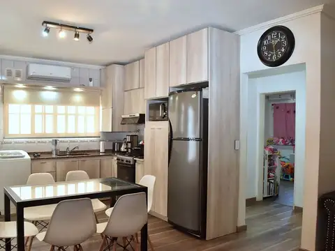 Depto Tipo Casa en Venta 17 años