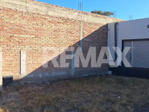 Local en Venta en General Fernández Oro, USD 135.000