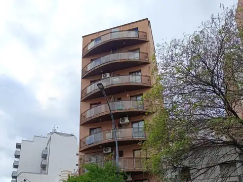 Avenida Ambrosio Olmos 900