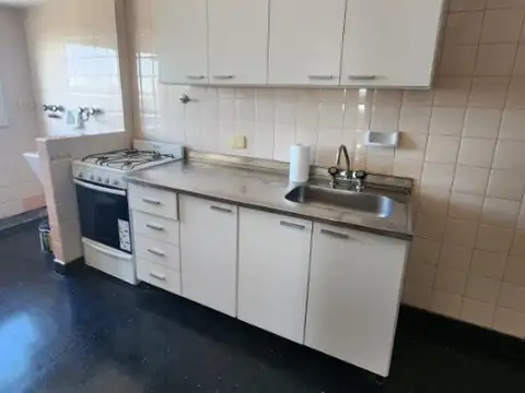 Departamento 4 ambientes con 2 baños