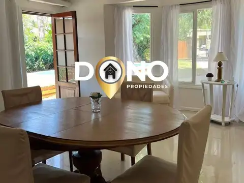 Casa en Venta en Berazategui, USD 195.000