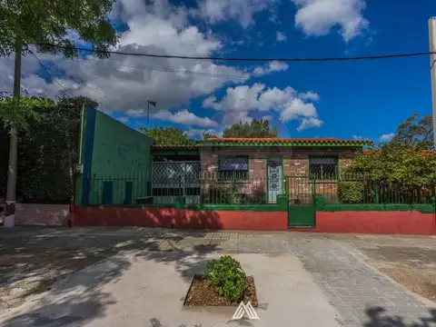 Venta Casa dos dormitorios Barrio Lavalleja