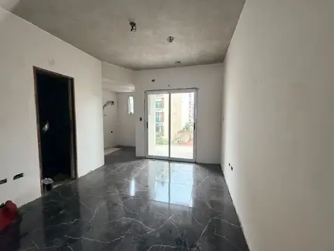 VENTA DE DEPARTAMENTO 2 AMBIENTES DE POZO CASEROS CENTRO