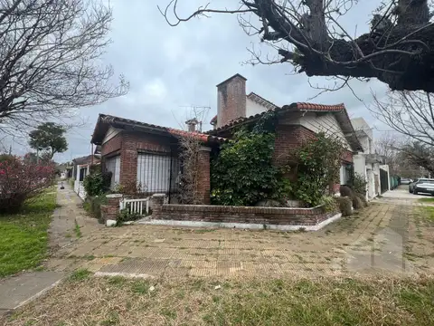 Casa en Venta en Castelar Norte, USD 99.000