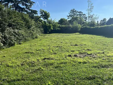 Terreno en Venta en Los Mirasoles, USD 110.000