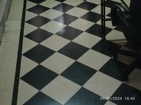 Alquiler expensas y aysa incluidas todo rubro