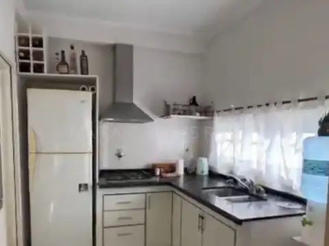 Casa - Alquiler - Argentina, Ezeiza - LOS CIPRESES 919