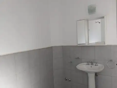 Casa en Alquiler al Oeste