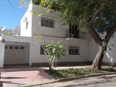 Casa en Alquiler en Mendoza, Capital