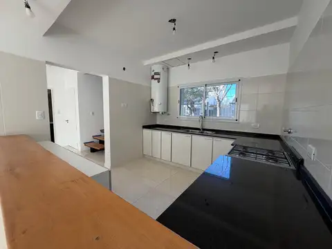 Casa en Venta en Olivos, USD 353.000