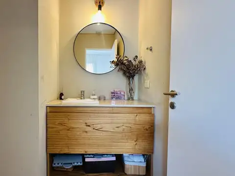 Casa 6 ambientes con 3 baños