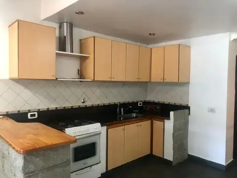 Depto Tipo Casa en Venta en Lanus Oeste, USD 69.900