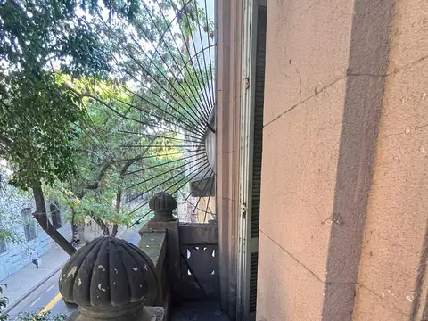 Departamento en Venta 90 años