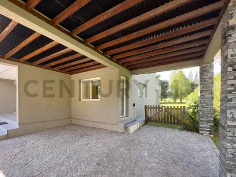 Casa en Venta en Altos de Los Cardale, USD 259.900