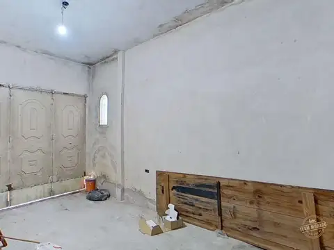 Casa 4 ambientes con 1 baño