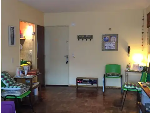 Av Santa Fe 2700, Piso 1