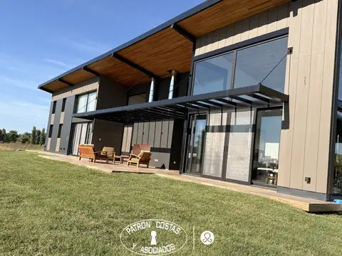 Casa en venta en El Haras Argentino a estrenar con instalaciones