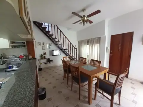 Depto Tipo Casa en Venta de 2 dormitorios