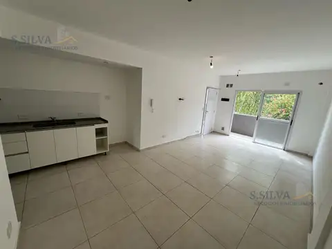 Departamento en Venta en Ingeniero Adolfo Sourdeaux, USD 65.000