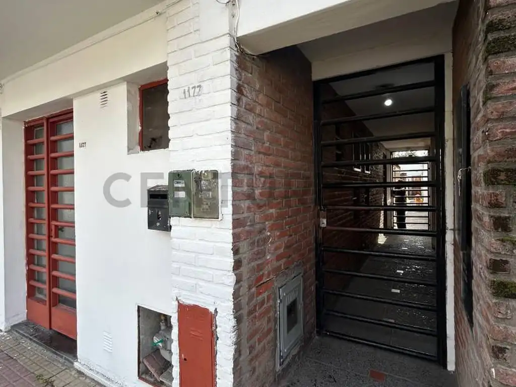 36 E/ 18 Y 19 1100, Piso 0