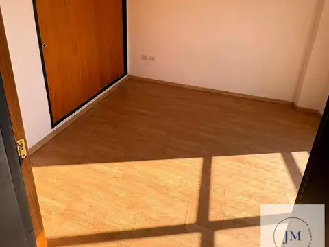Departamento en Alquiler en Haedo, $ 700.000