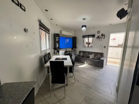 Depto Tipo Casa en Venta 10 años