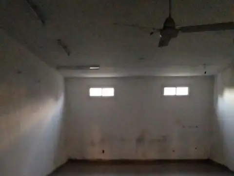 Local en Alquiler en La Florida, $ 720.000