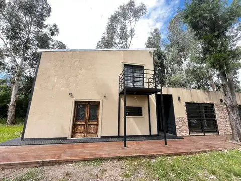 Diagonal 433 esquina 210