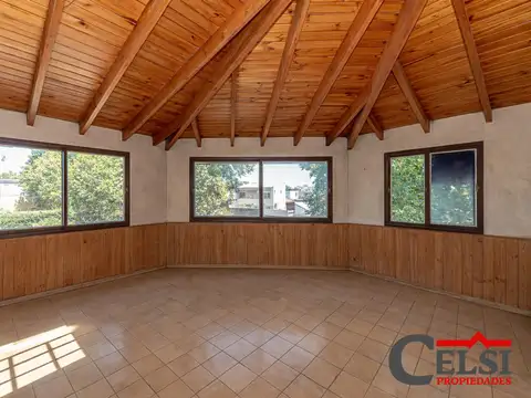 Depto Tipo Casa en Venta en Monte Castro, USD 99.000