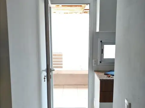 PARAGUAY 2308 Piso 1 UN DORMITORIO CON COCHERA