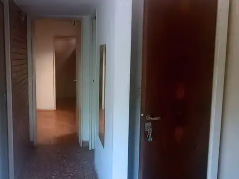 Depto Tipo Casa en Venta 46 años