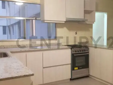 Montevideo 1500, Piso 0