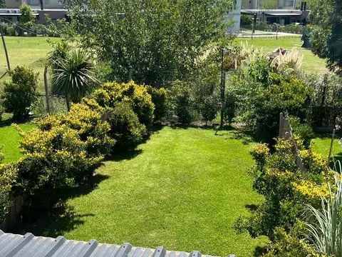 ALquiler Casa en Cañada Village Pilar