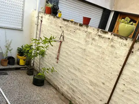 Depto Tipo Casa en Venta con 1 cocheras