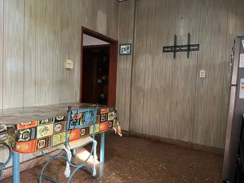 Depto Tipo Casa en Venta 50 años