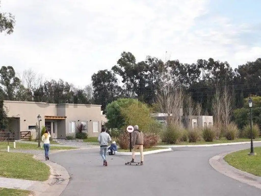 El DeslindE , 0° piso