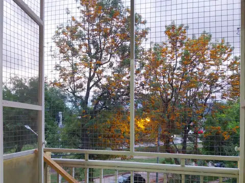 Departamento en Alquiler en Barrio Don Emilio, $ 500.000