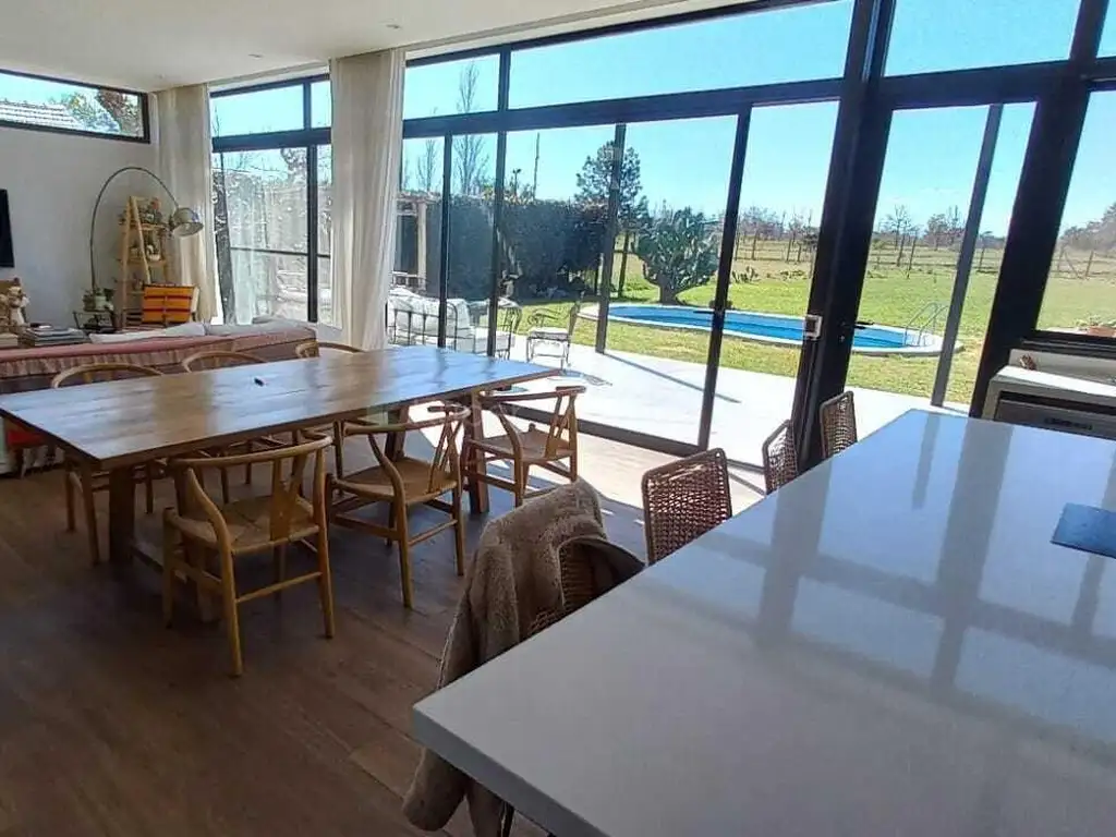 Casa en Alquiler Temporal en Campo Chico - 4 dormitorios