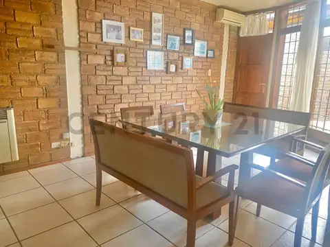 Casa en Venta en Godoy Cruz, USD 249.000