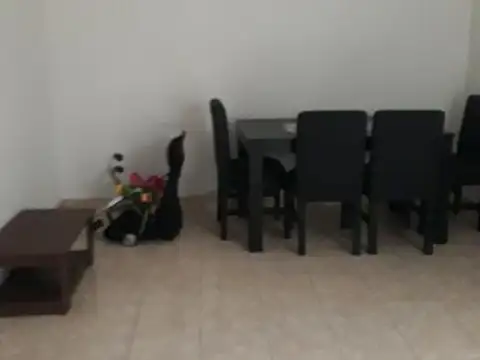 VENTA  ABASTO 2 AMB CON PATIO